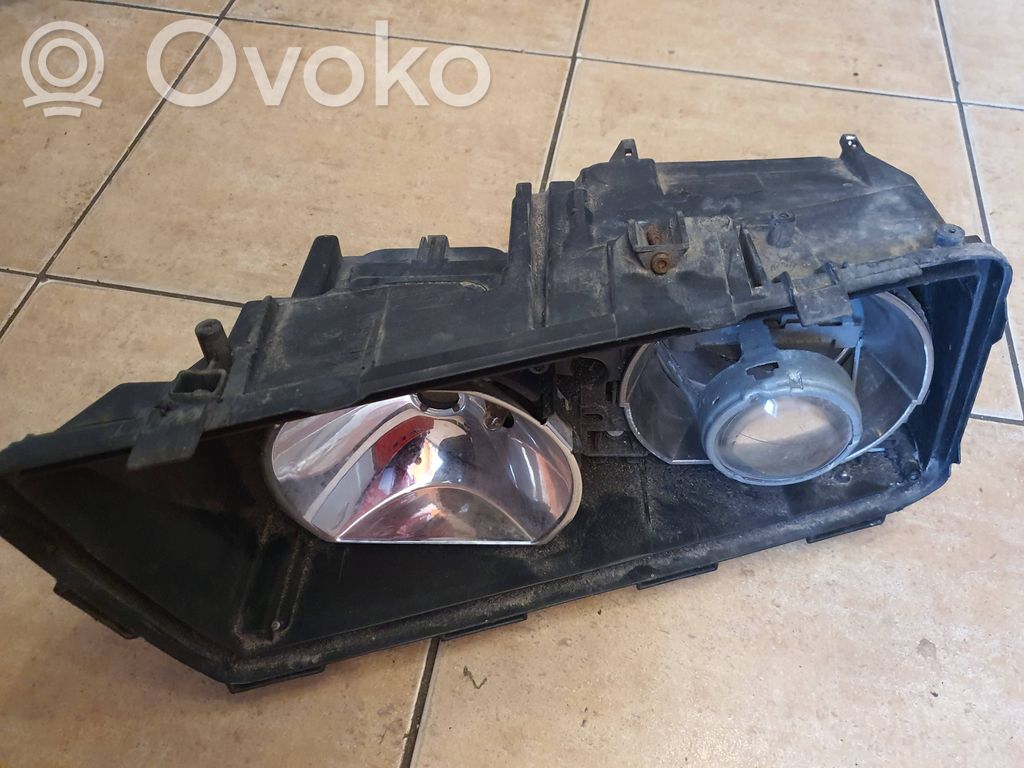 BMW 7 E38 Priekšējais lukturis 