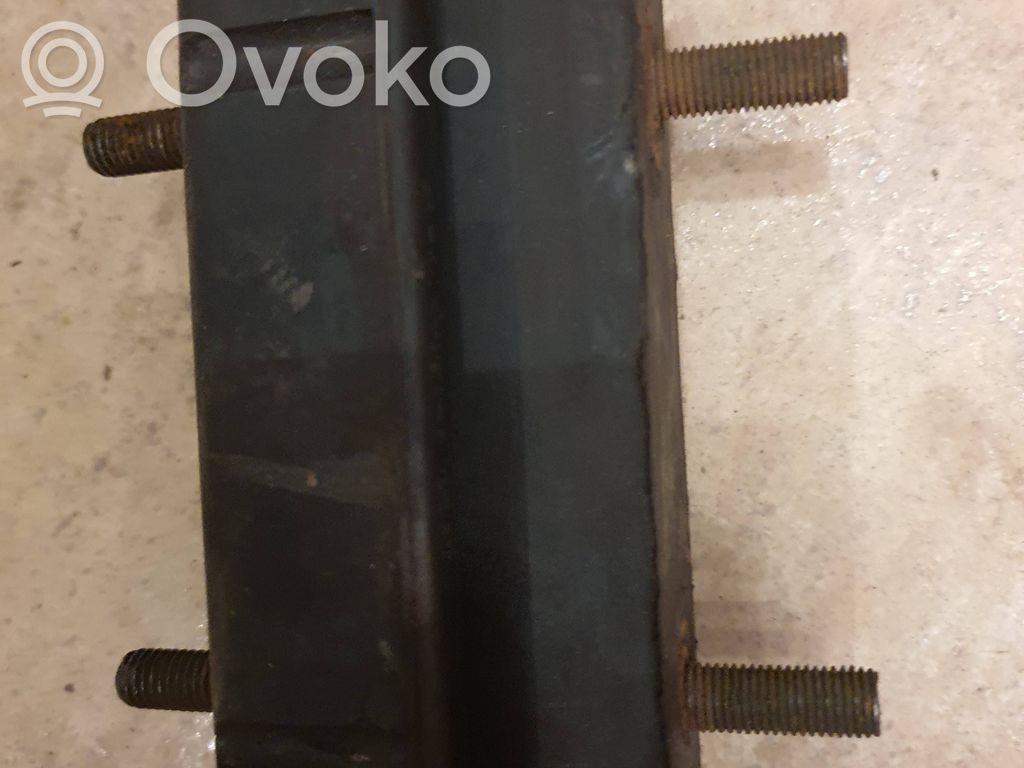 GAZ 24-10 Gearbox mount 