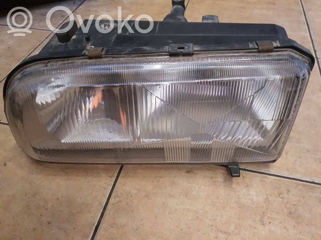 Volvo 850 Lampa przednia 