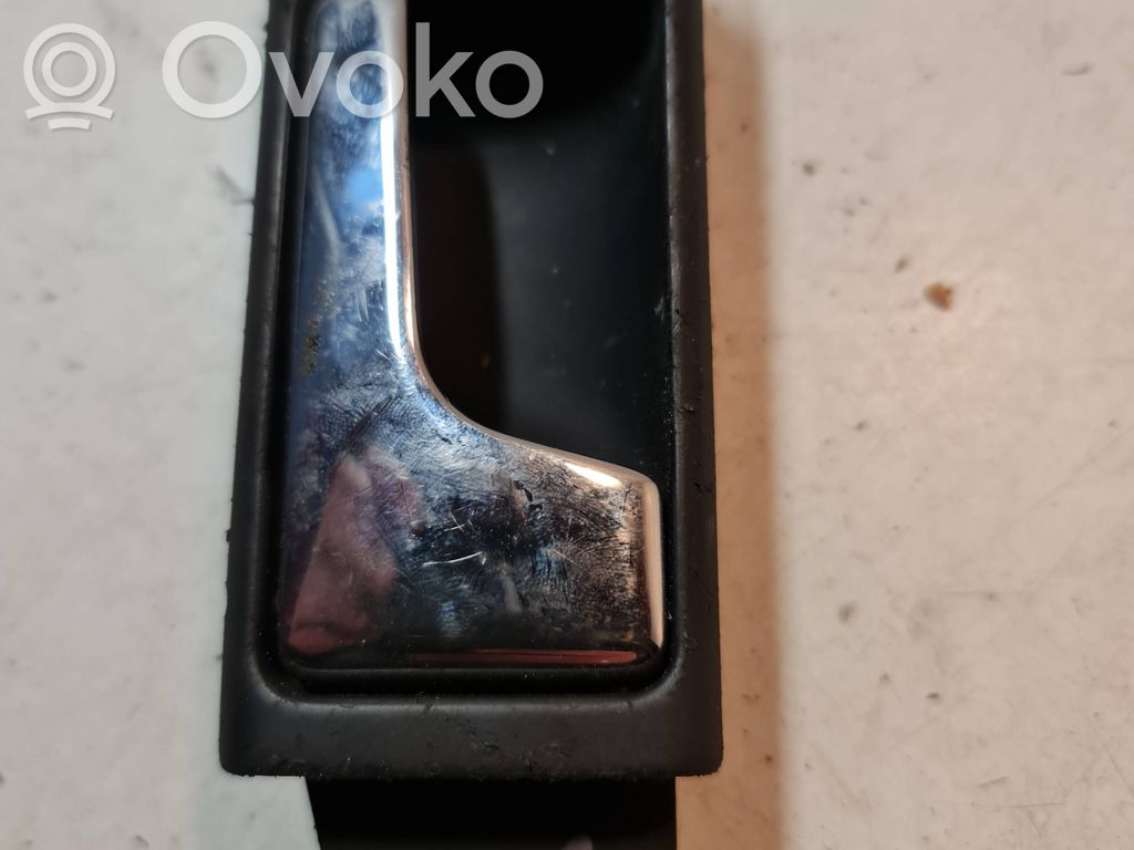 Audi A6 S6 C4 4A Manecilla interna puerta delantera 