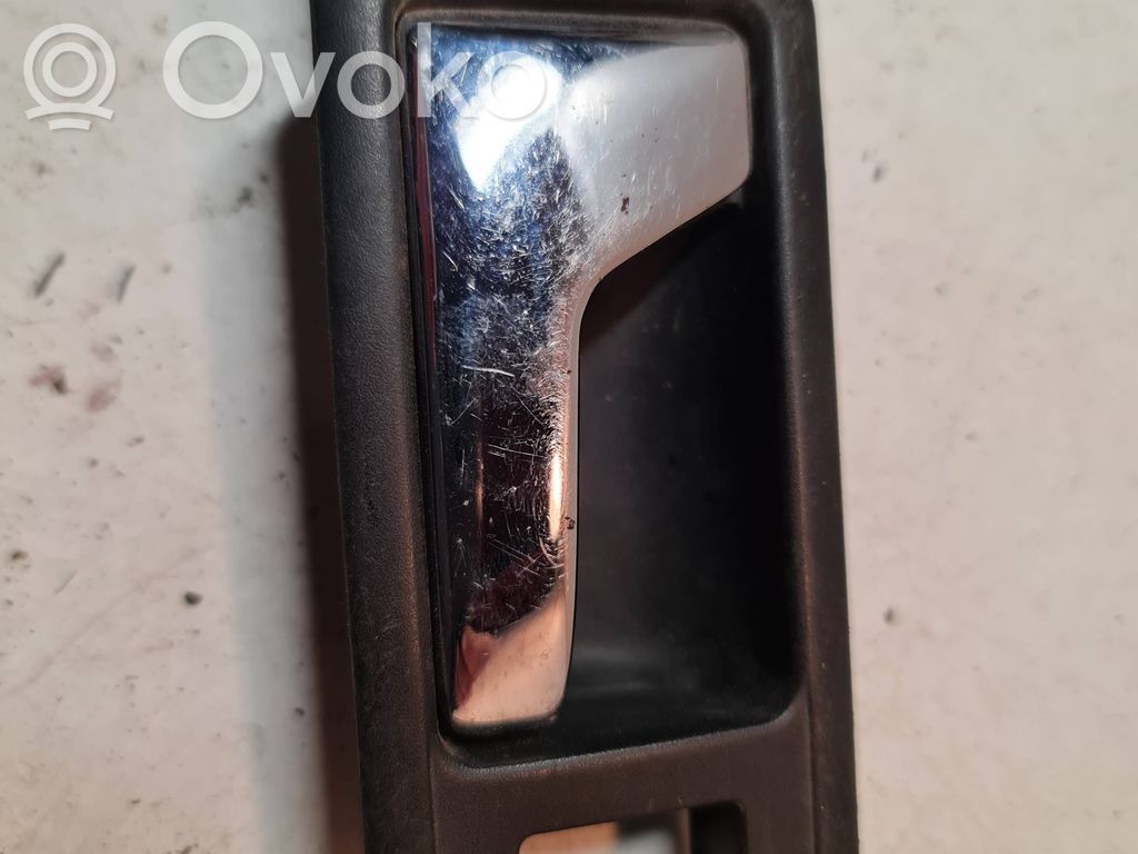 Audi 80 90 B3 Takaoven sisäkahva 