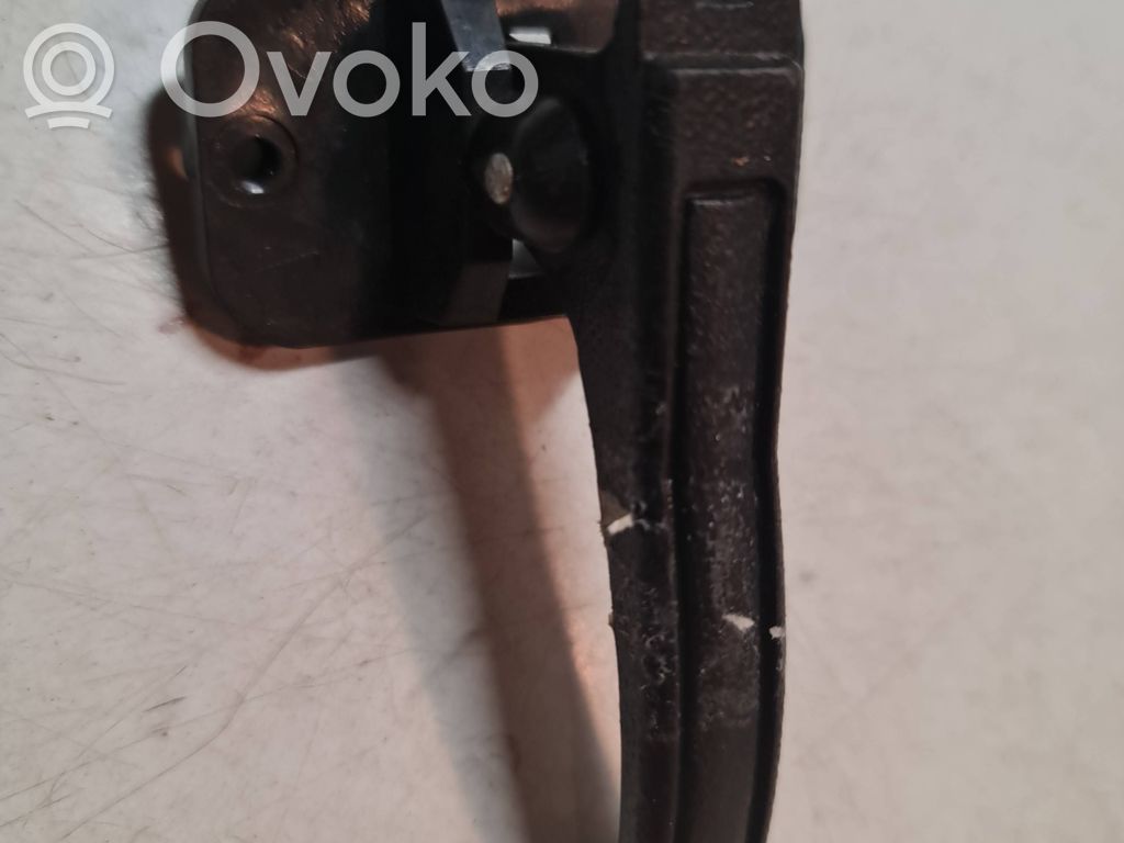 Manecilla interna puerta delantera   21086105185