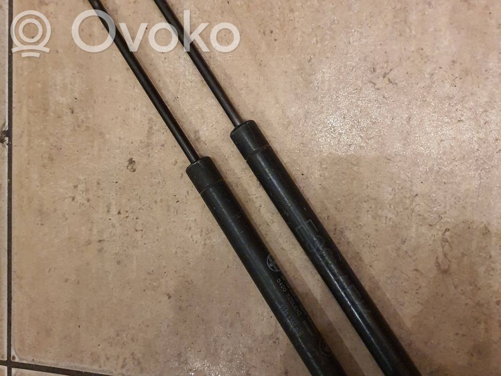 BMW 3 E36 Amortizatorius variklio dangčio 