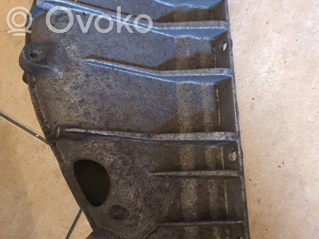 Audi A6 S6 C4 4A Hitzeschutz Abschirmblech Motorraum 