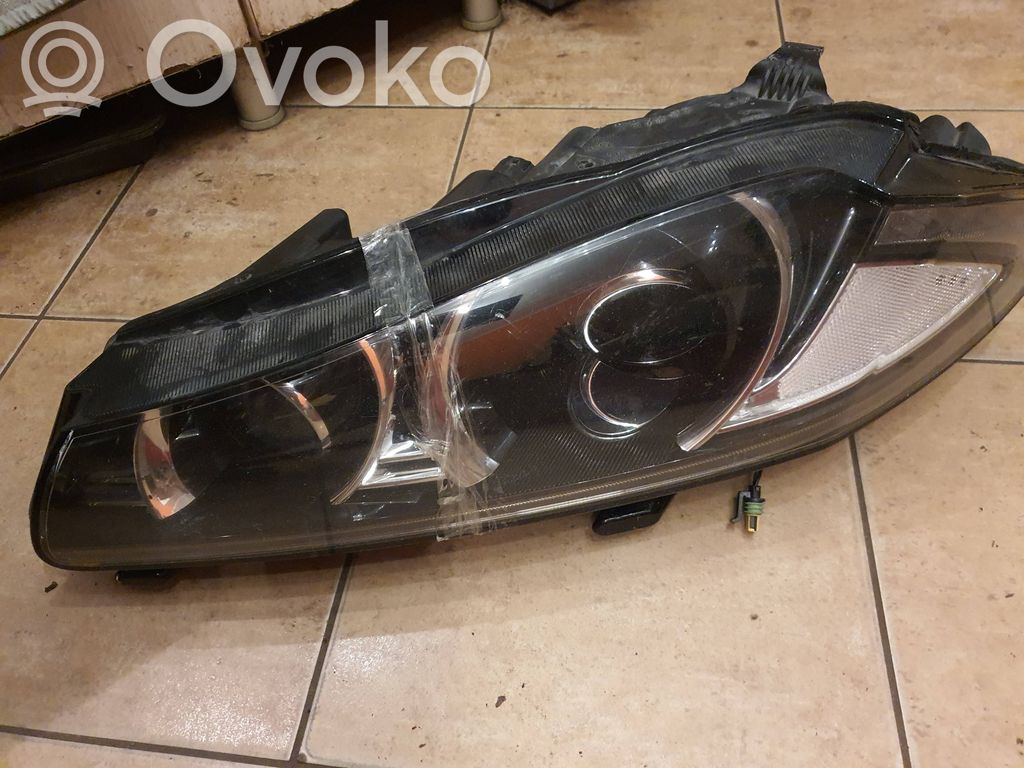 Jaguar XF X250 Lampa przednia 