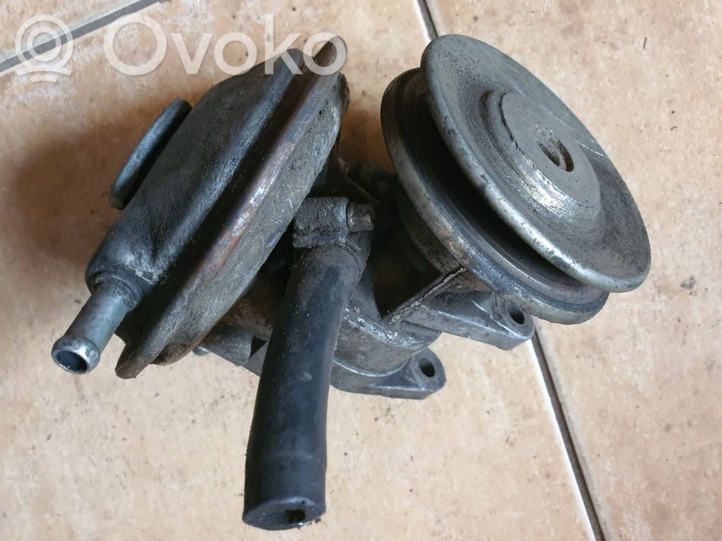Ford Sierra Pompă vacuum 