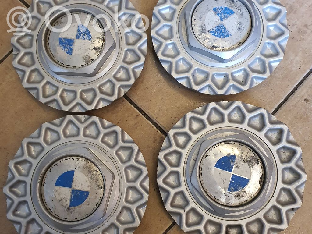Tapacubos original de rueda   36131179828