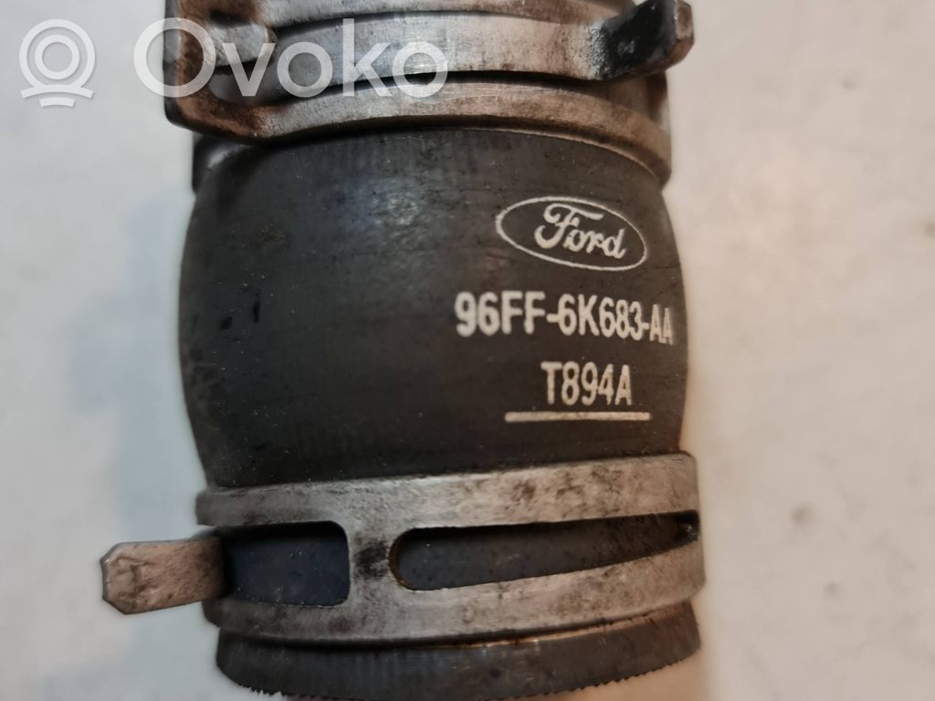 Ford Focus Manguera/tubo del intercooler 