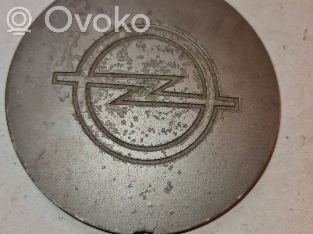 Opel Kadett E Borchia ruota originale 