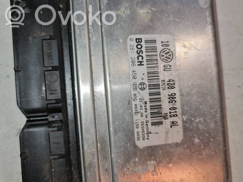 Audi A4 S4 B5 8D Engine control unit/module 