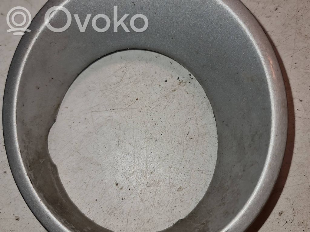 Etusumuvalon ritilä   8403074