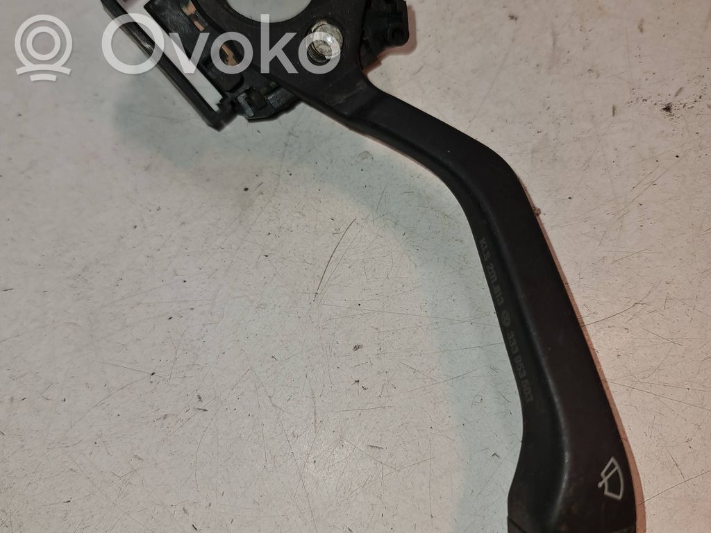 Volkswagen PASSAT B3 Manetka / Przełącznik kierunkowskazów wycieraczek 