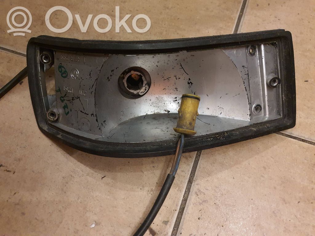 Blinker vorne Stoßstange   3371217,1373299,P251