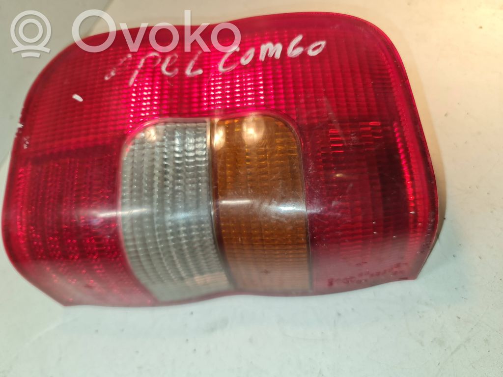 Opel Combo A Luz trasera/de freno 