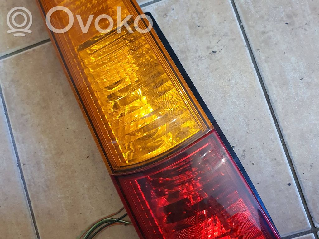 Suzuki Ignis Aizmugurējais lukturis virsbūvē 