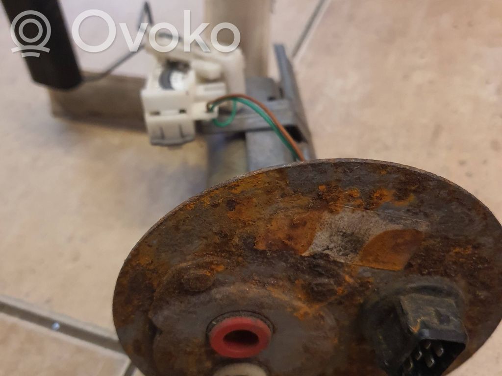 Ford Focus Polttoainesäiliön pumppu 