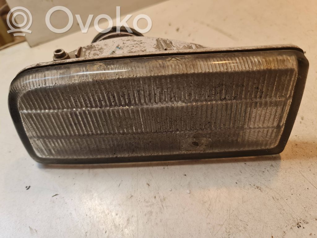 BMW 3 E36 Etusumuvalo 