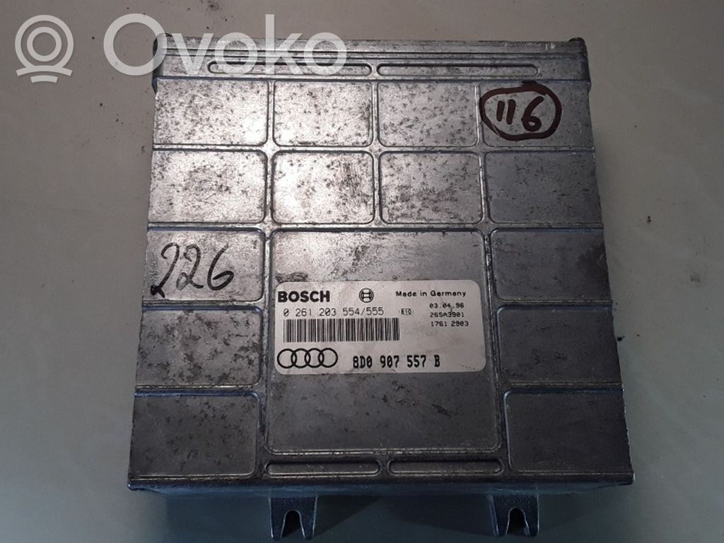 Engine control unit/module   0261203554555,8D0907557B