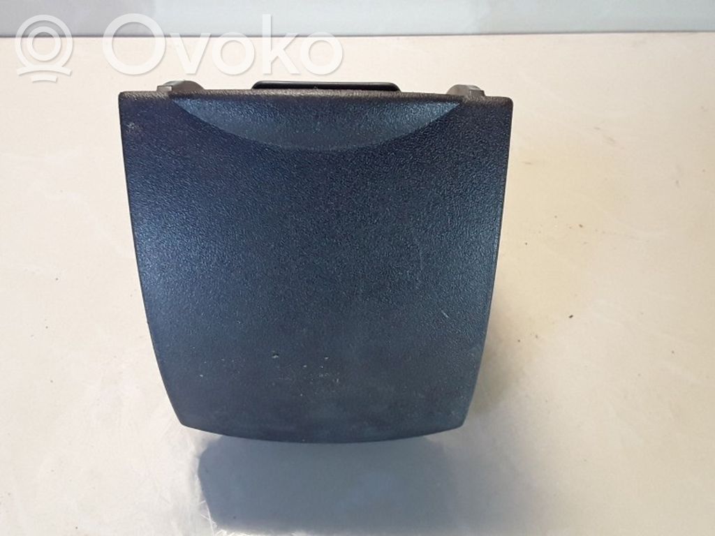 Uchwyt / Rączka schowka deski rozdzielczej   964960027700,C6257501506
