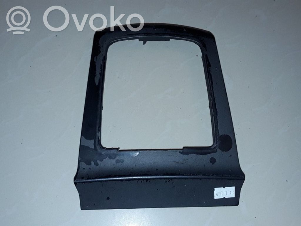 Ford Focus Gear shifter surround trim plastic 