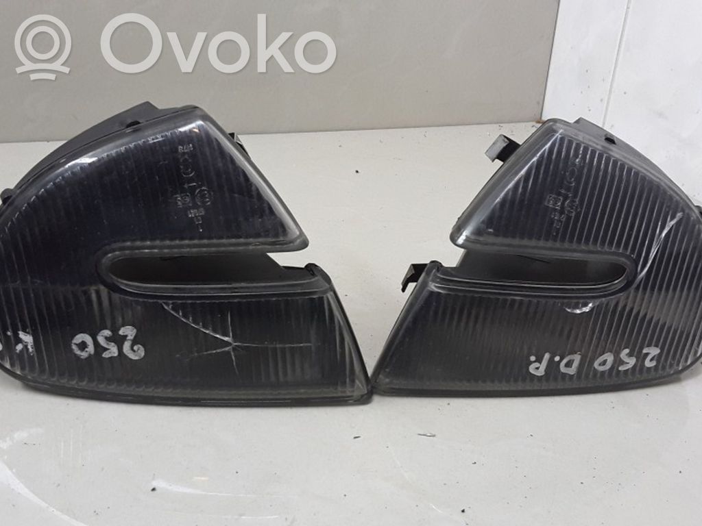 Alfa Romeo 147 Front indicator light 