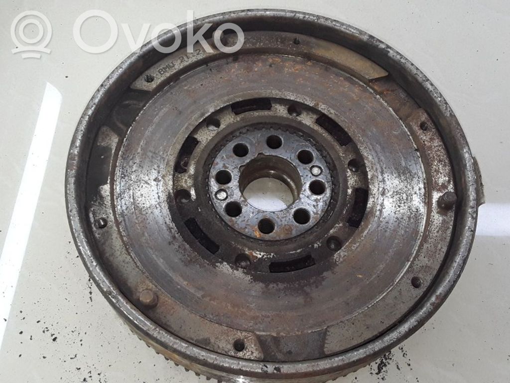 BMW 3 E46 Plaukiojantis dviejų masių smagratis 