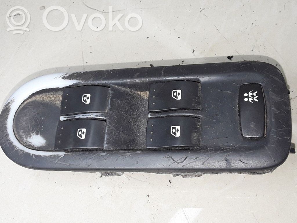 Renault Scenic II -  Grand scenic II Electric window control switch 