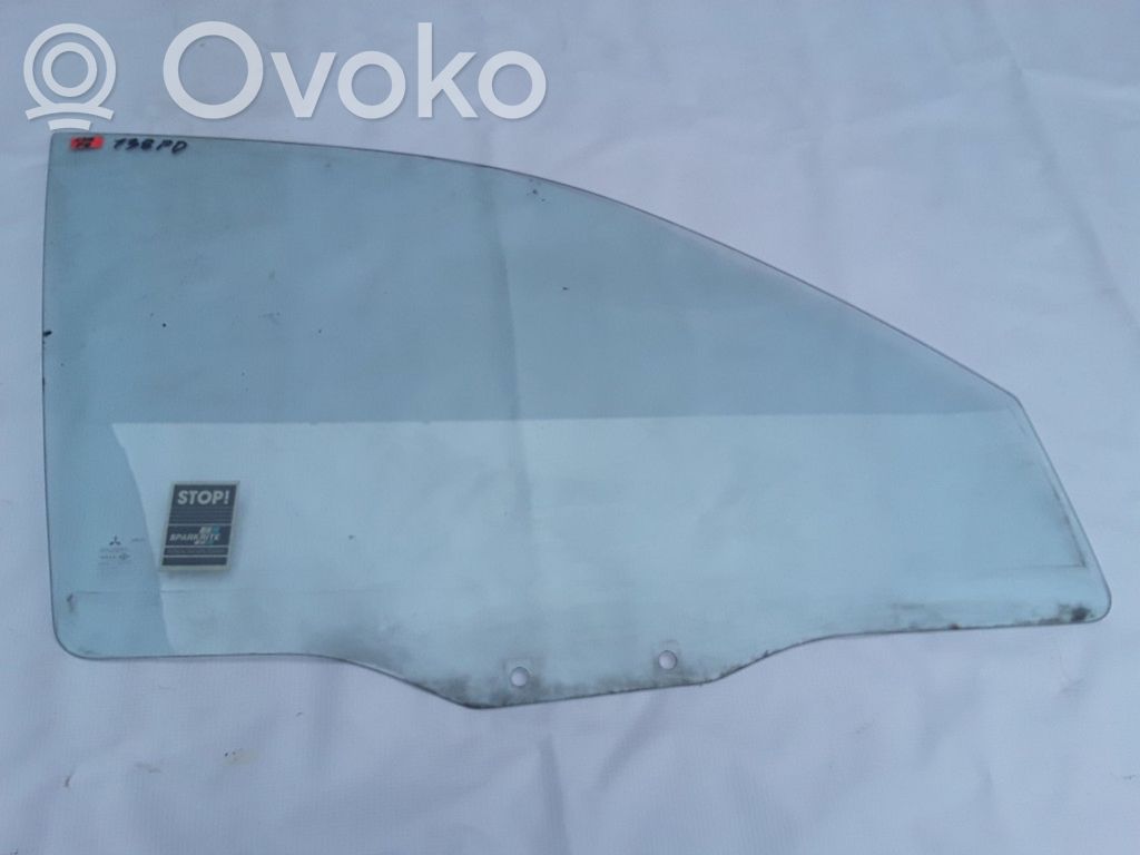 Mitsubishi Galant Etuoven ikkunalasi, neliovinen malli 