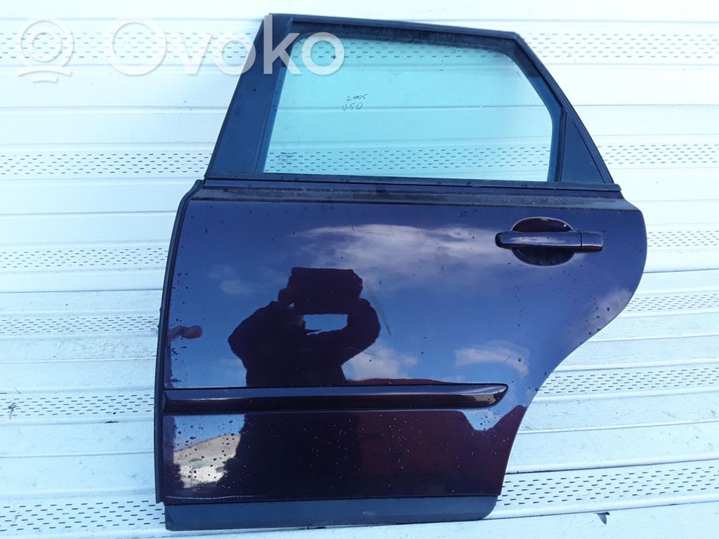 Volvo V50 Takaovi 