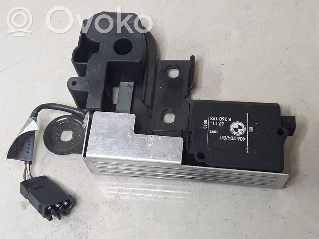 BMW 5 E39 Tailgate window lock/catch/latch 
