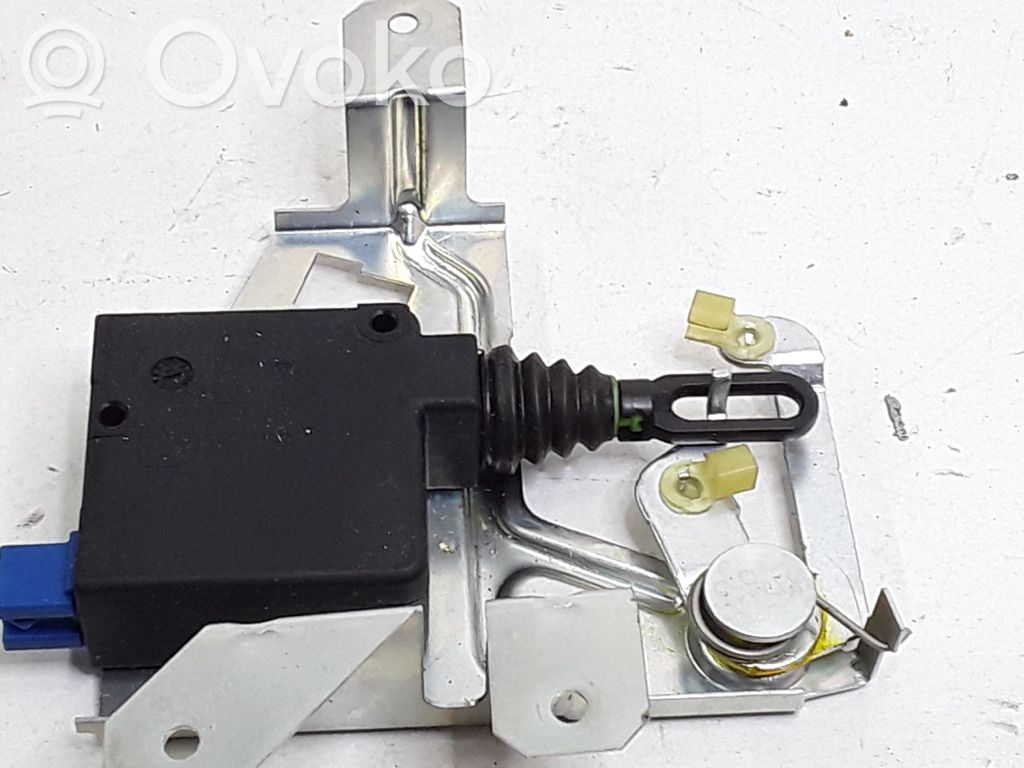 Opel Omega B2 Central locking motor 
