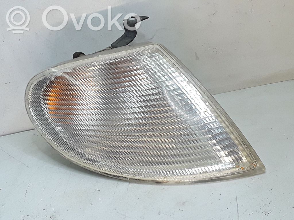 Front indicator light   7M0953042F