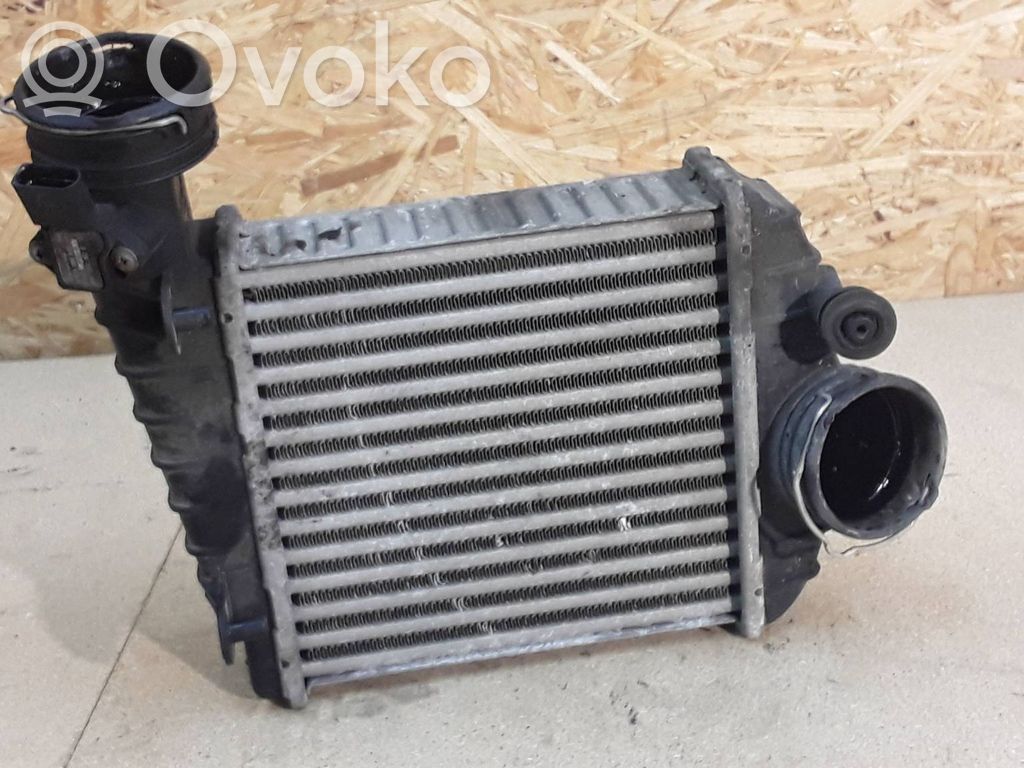 Volkswagen PASSAT B5.5 Radiator intercooler 