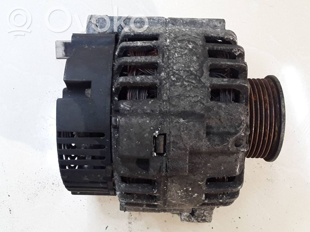 Volkswagen PASSAT B5.5 Alternator 