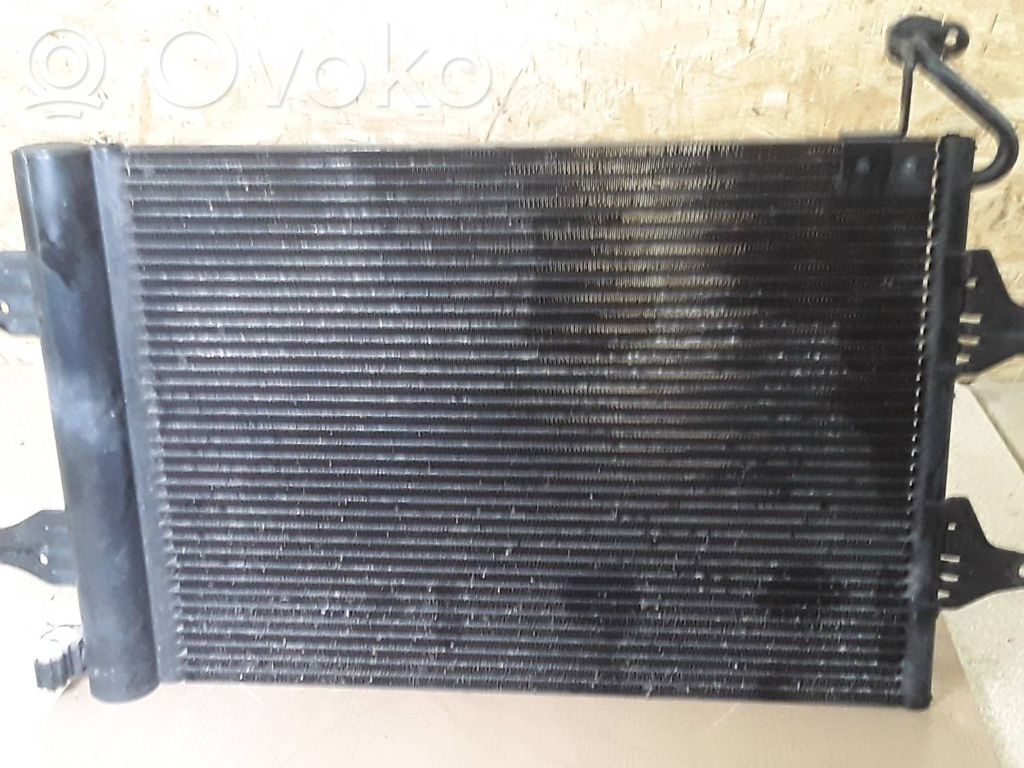 Volkswagen Polo Radiator răcire A/C (condensor) 