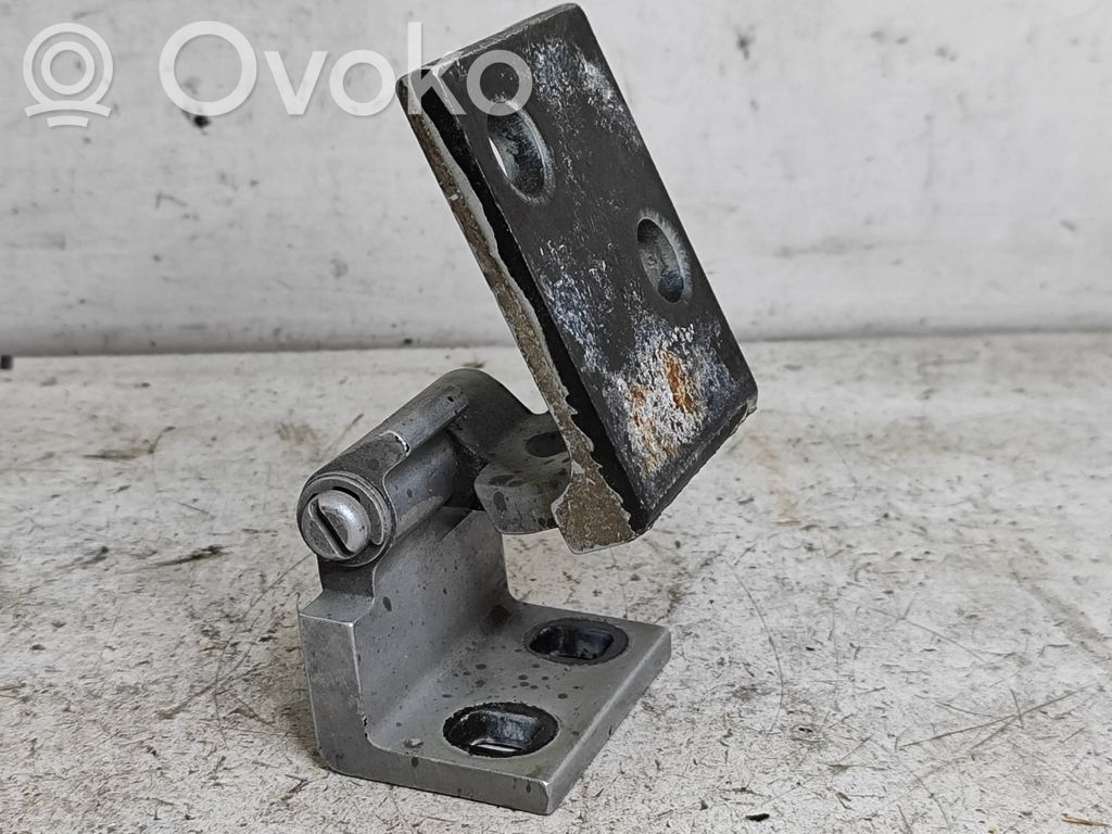 Zawias górny drzwi przednich   8265149,CSZ9,C708