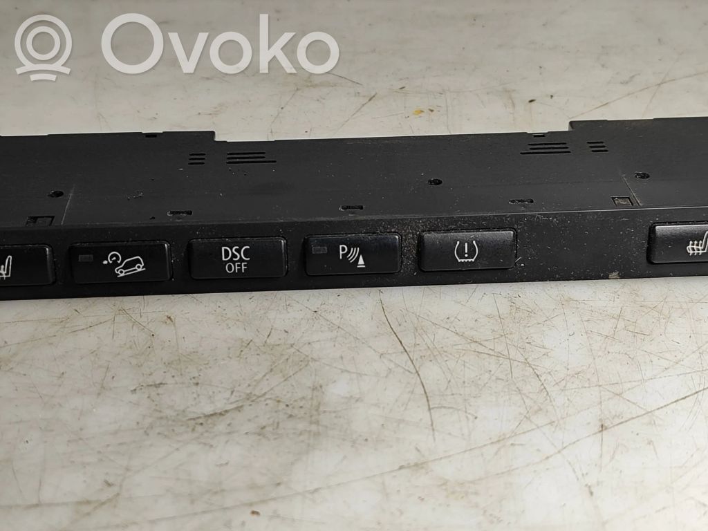BMW X3 E83 Seat heating switch 