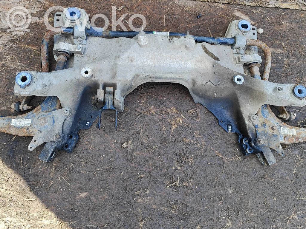 Peugeot 407 Front subframe 