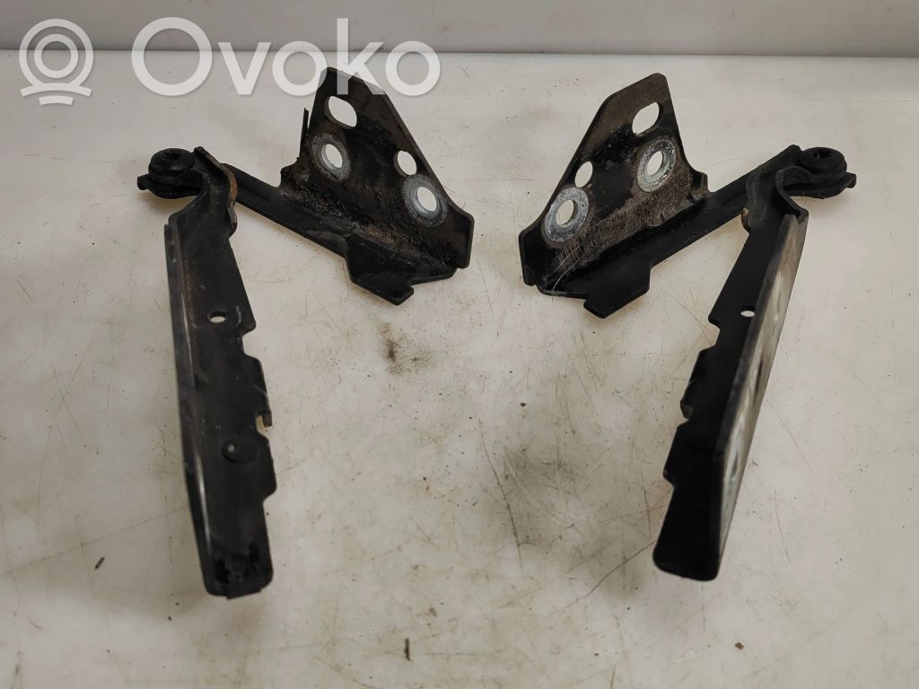 Jaguar X-Type Engine bonnet/hood hinges 