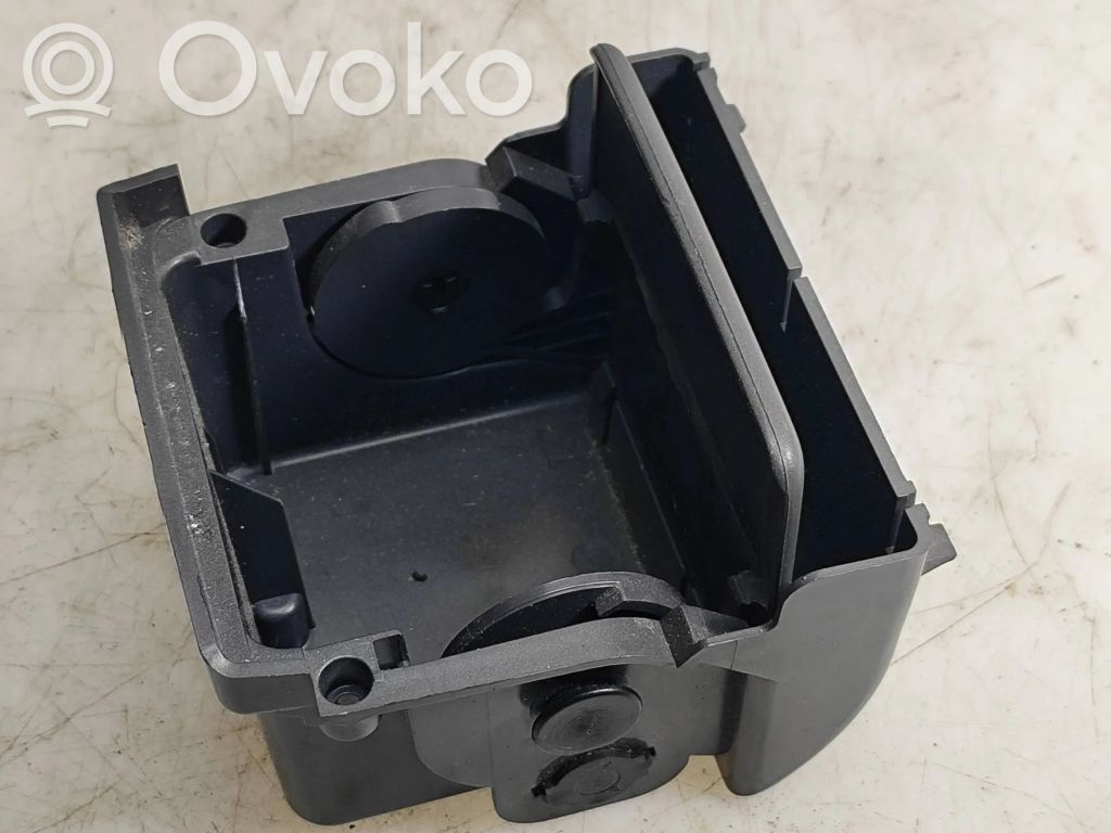 Volvo V70 Ashtray (front) 