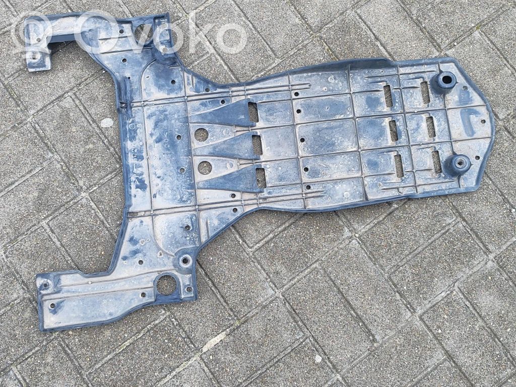Lexus IS 220D-250-350 Protecție centrală motor 