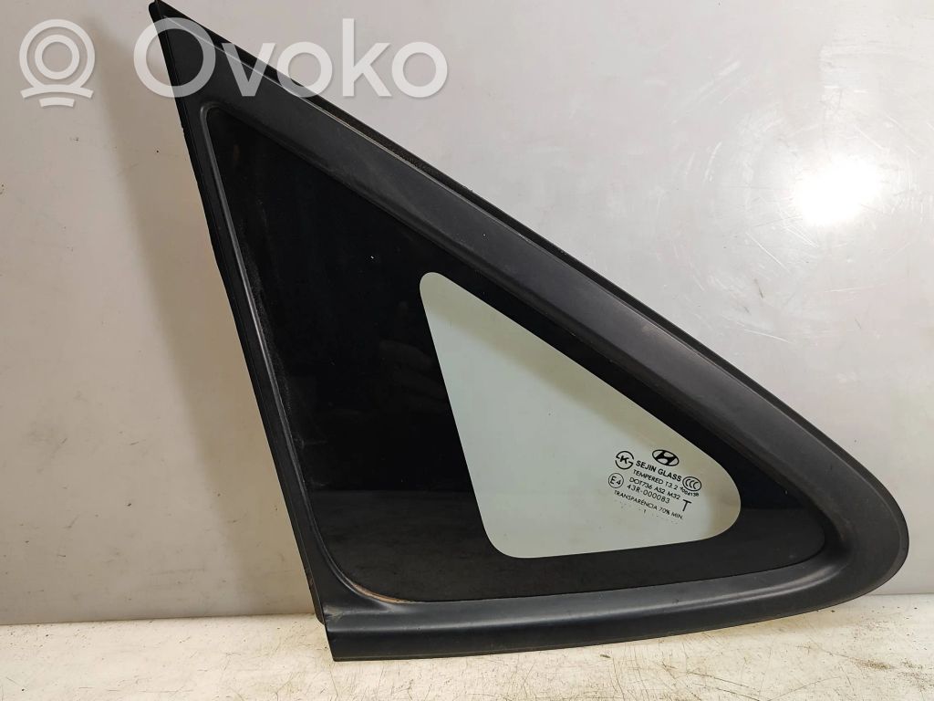 Hyundai ix35 Rear side window 