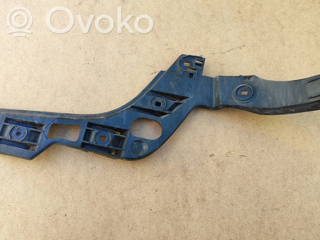 Rear bumper mounting bracket   1Q0807394