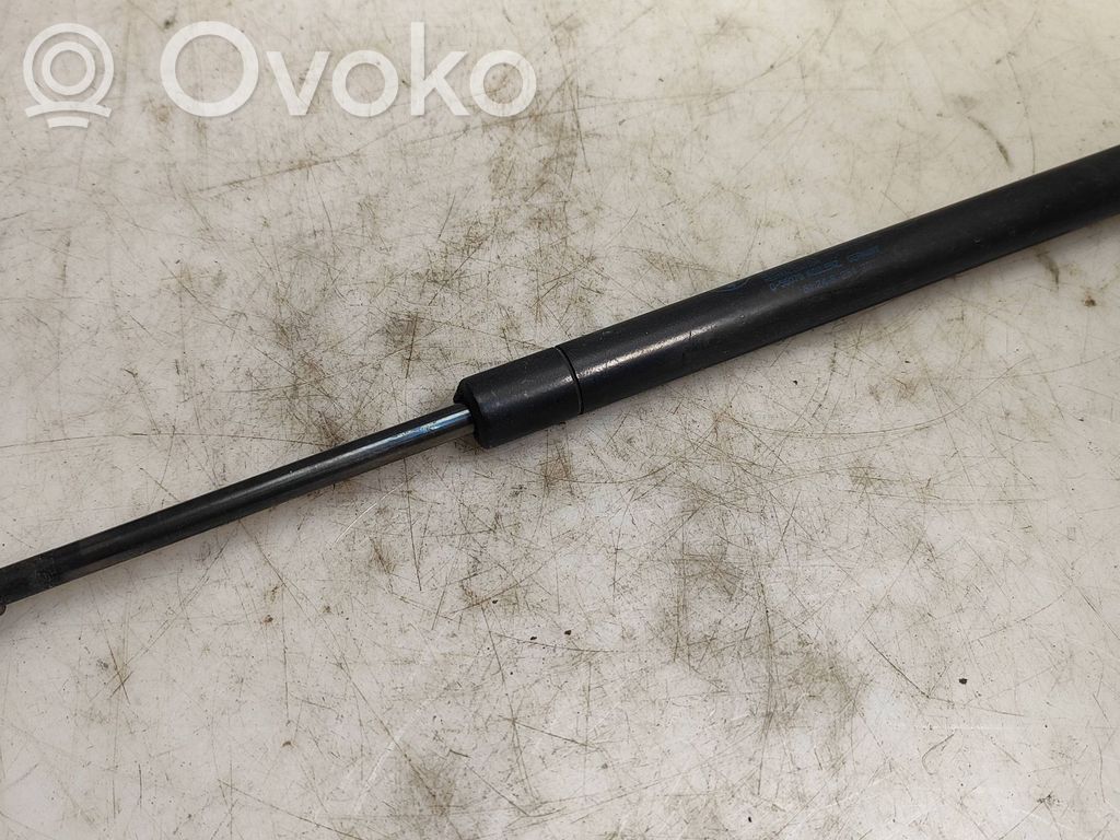 BMW 3 E46 Tailgate/trunk strut/damper 