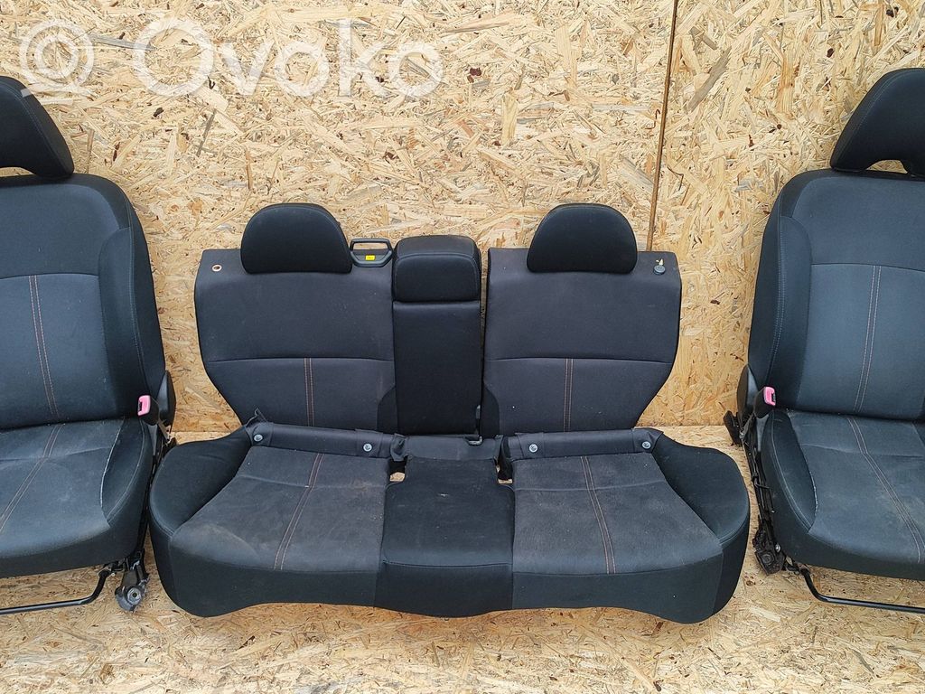 Seat set