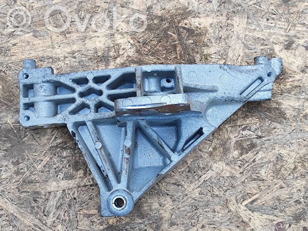 Fiat 500 Generator/alternator bracket 