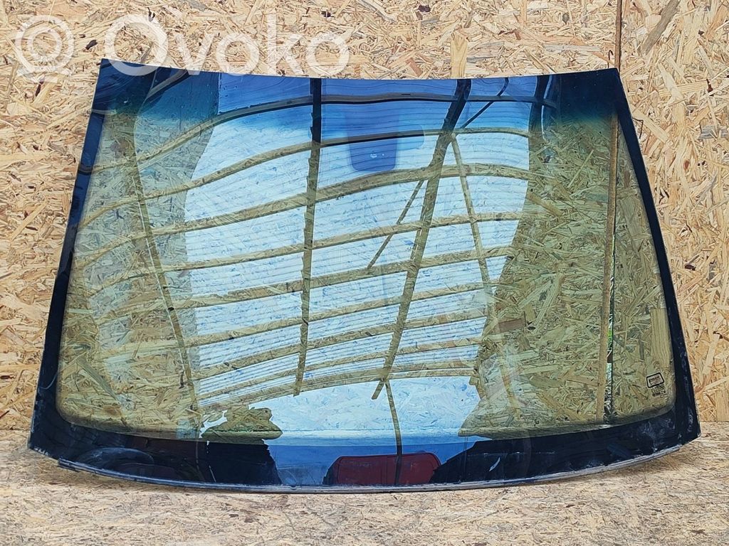 Opel Vectra C Front windscreen/windshield window 