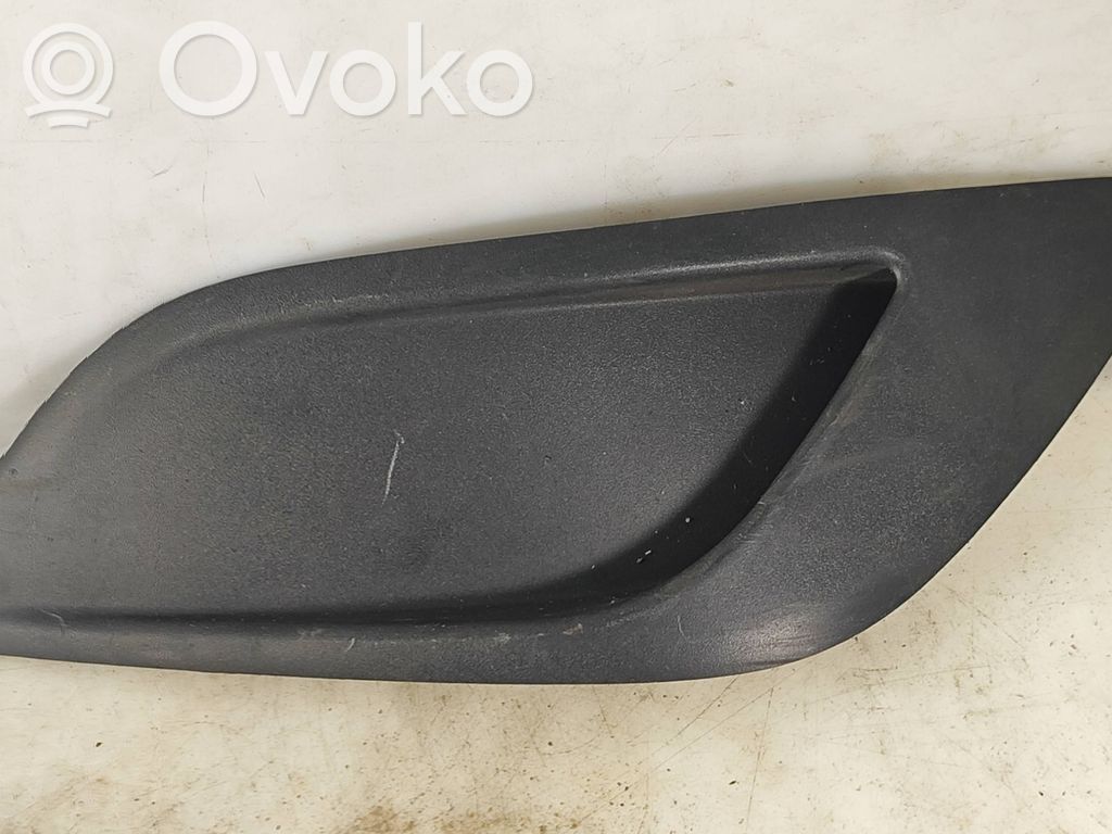 Ford Focus Front bumper lower grill 