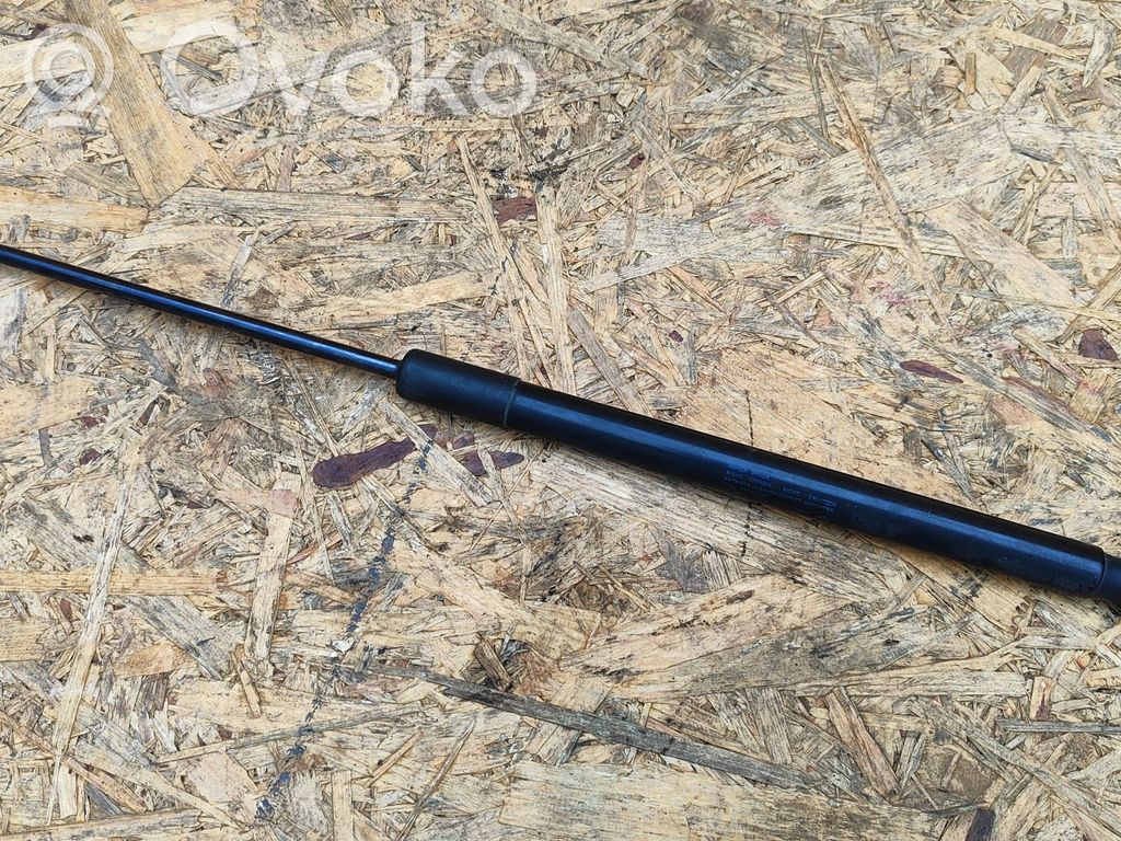 Audi A1 Bagāžnieka amortizators 