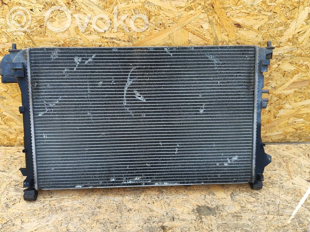 Opel Vectra C Aušinimo skysčio radiatorius 